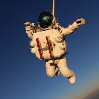 Отважный прыжок с высоты 40 километров