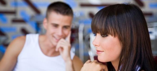 Kako ugotoviti, ali vas poročen moški ljubi