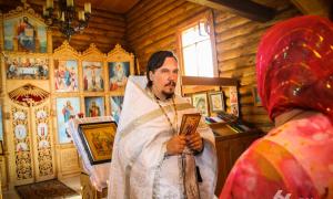Otec z Chuvashie píše ortodoxní rap